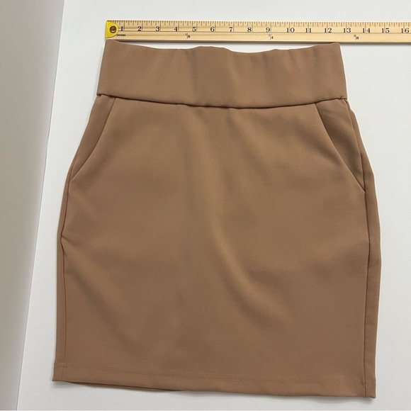 6 Pairs of Akira Skirts Size Small Bundle - Picture 15 of 16